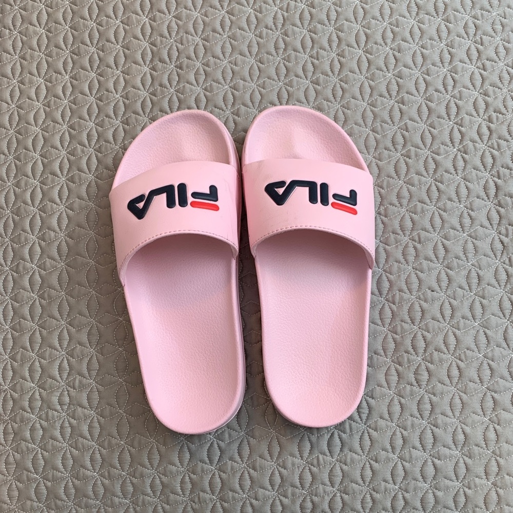 Fila Slides